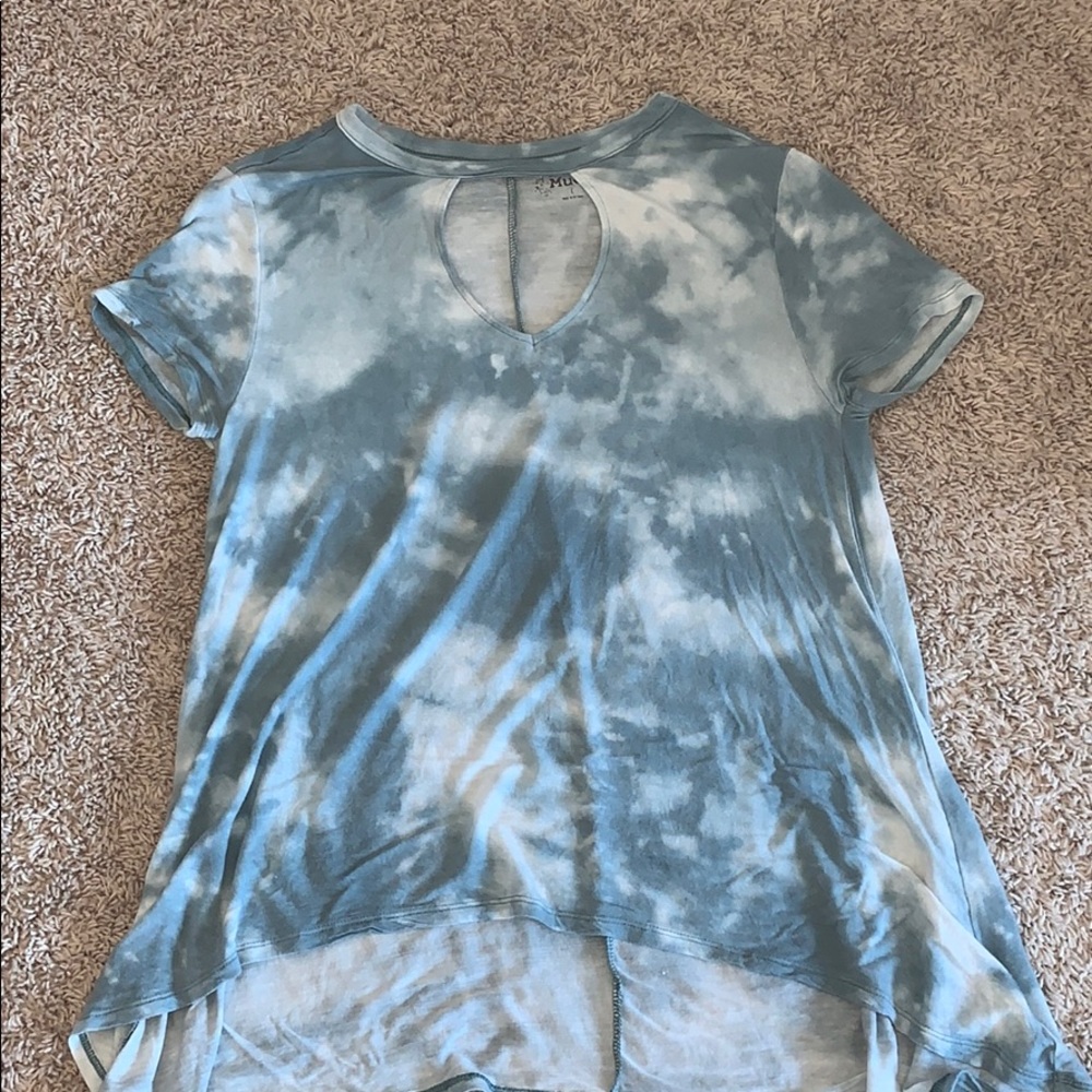 Short sleeve shirt
